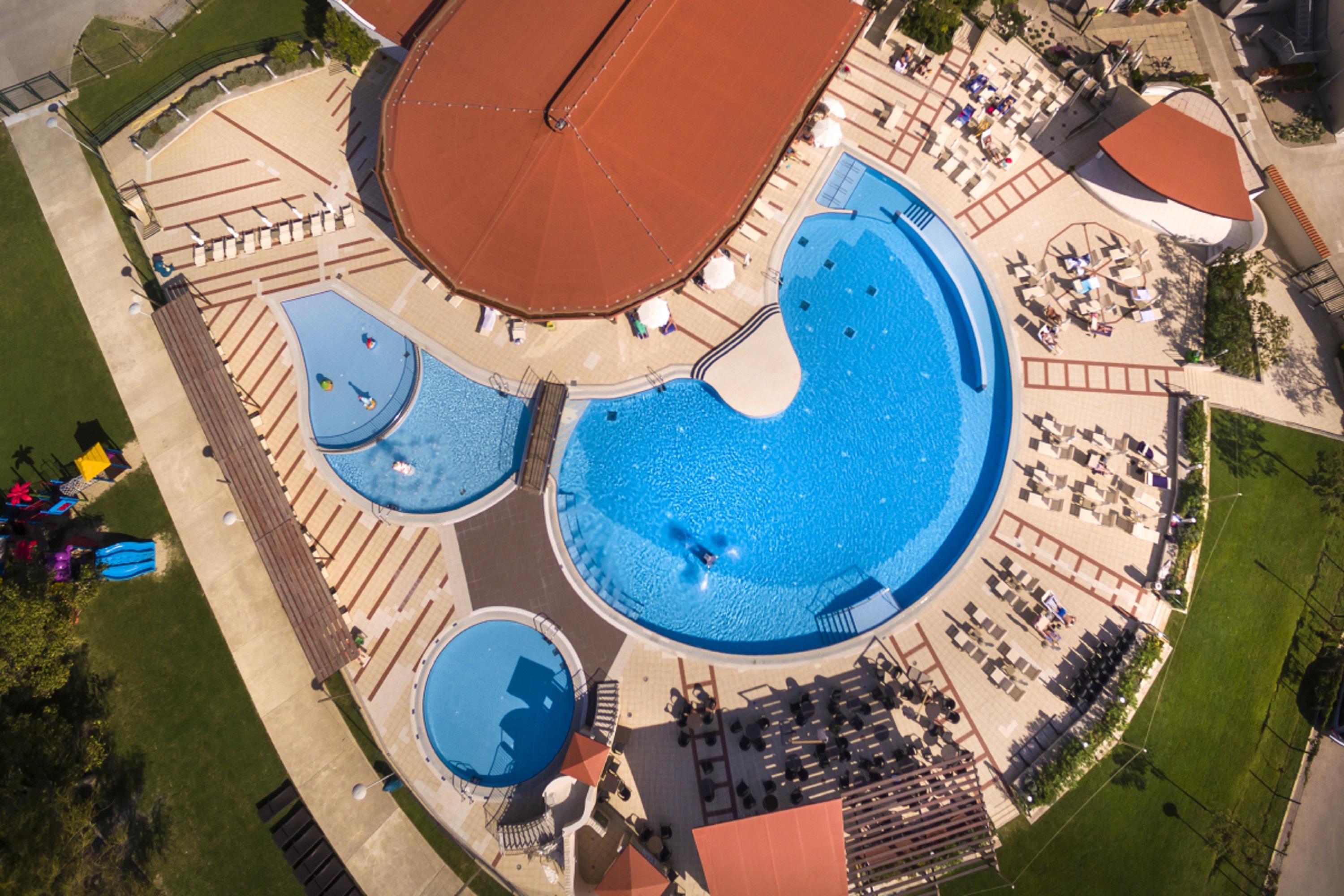 Sunny Baska Residence By Valamar, Ex Zvonimir Екстериор снимка